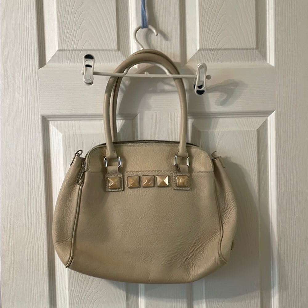 Marc Jacobs Cream Handbag with graphic Accents and silver hardware